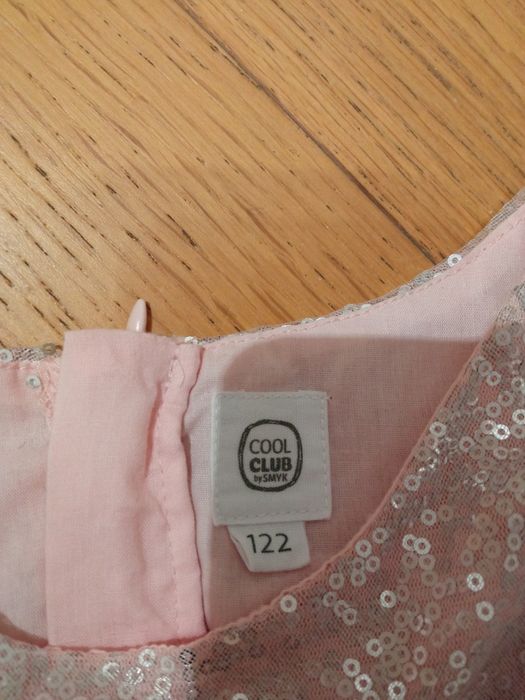 Dziewczęca sukienka z cekinową górą SMYK