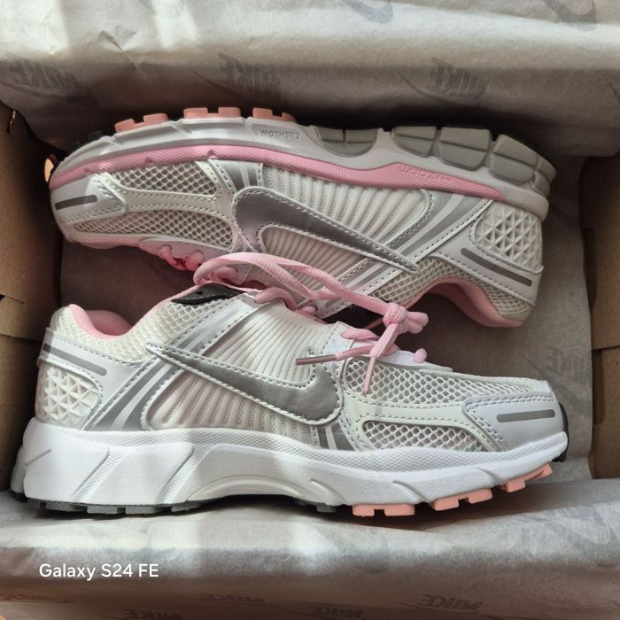 НОВІ‼️Nike Zoom Vomero 5 white / жіночі кросівки найк  37 38 39 40 41