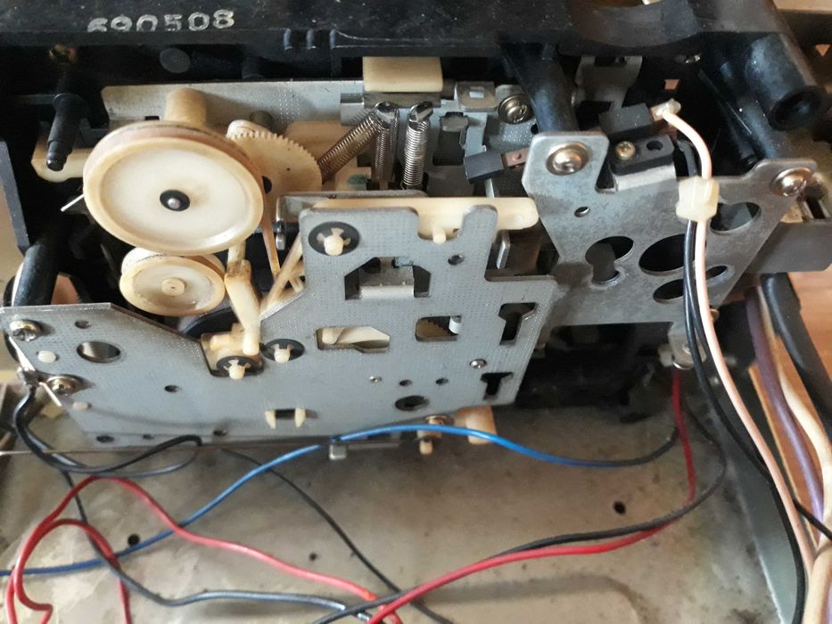 wzmacniacz i deck magnetofon  części do sony