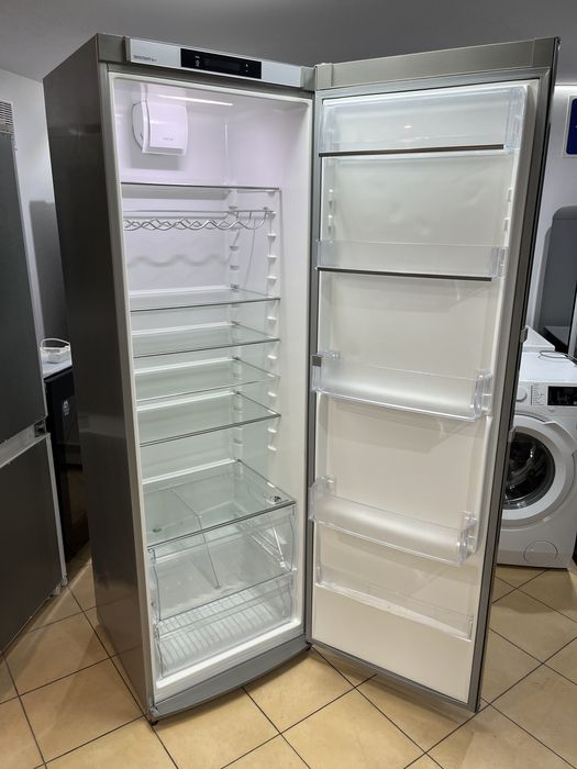 *Zamrażarka**noFrost*Zamrażarka do Gastronomii*