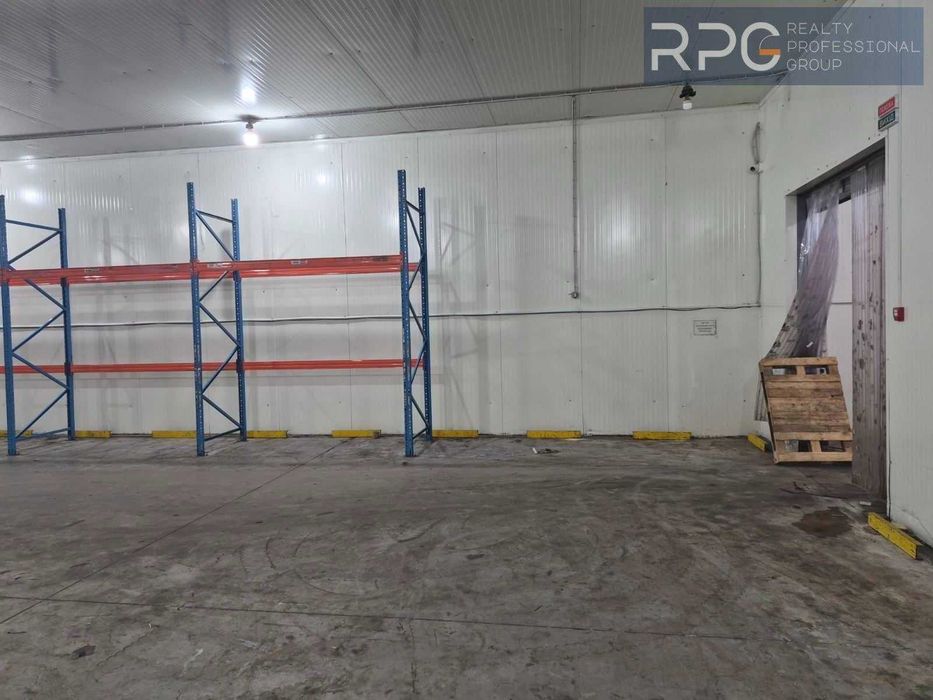 оренда СКЛАДУ  566.20 м² Жуляни 350грн за метр склад-холодильник!
