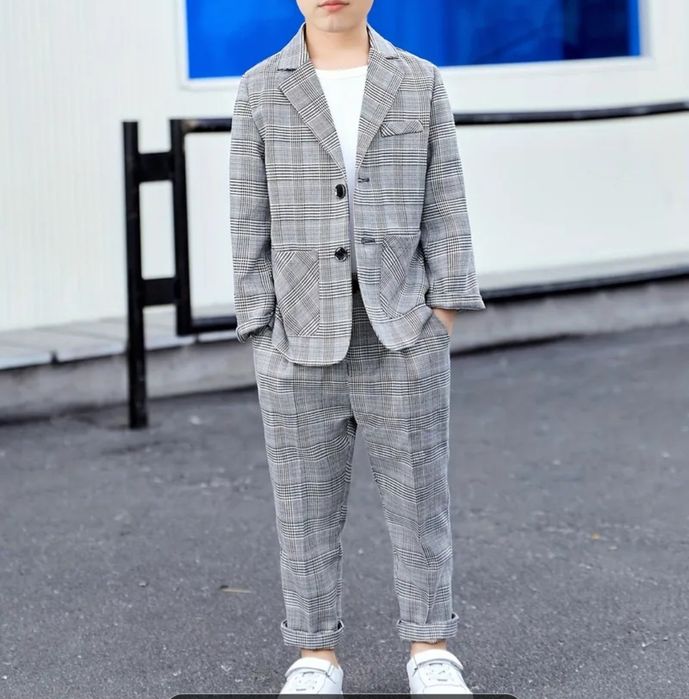 Костюм для хлопчика 145-150см