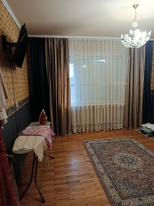 Продається затишний будинок в Ключарках