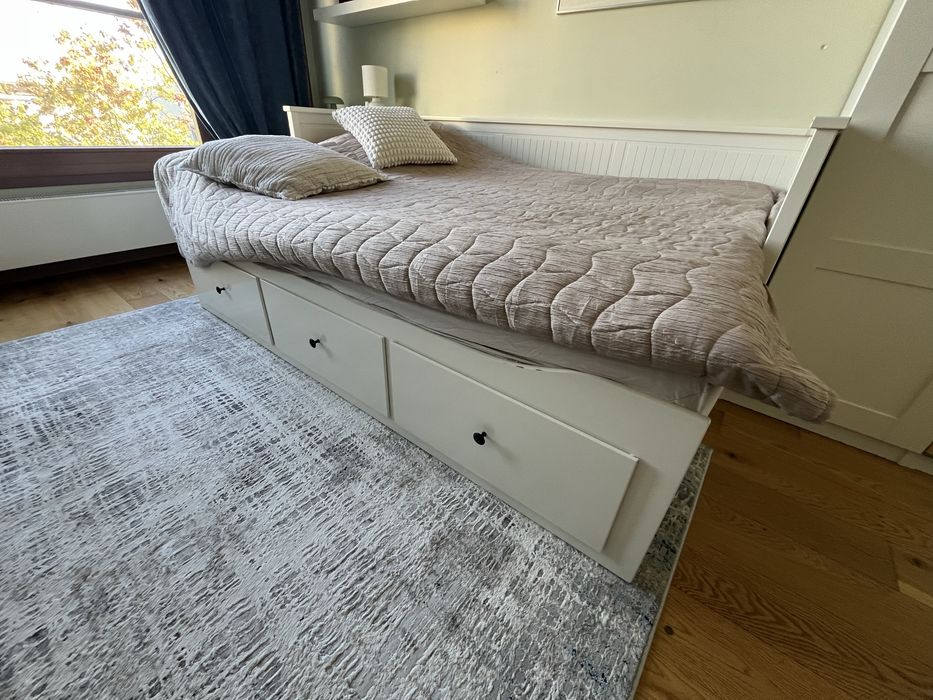 Łóżko Hemnes stan bardzo dobry