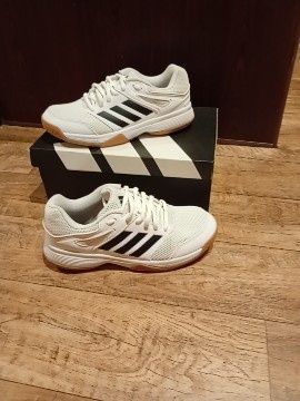 Sprzedam buty anty poślizgowe