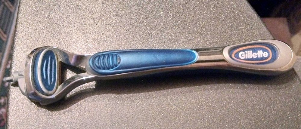 Бритвенный станок Gillette fusion оригинал.