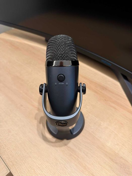 Microfone Logitech Blue Yeti Nano