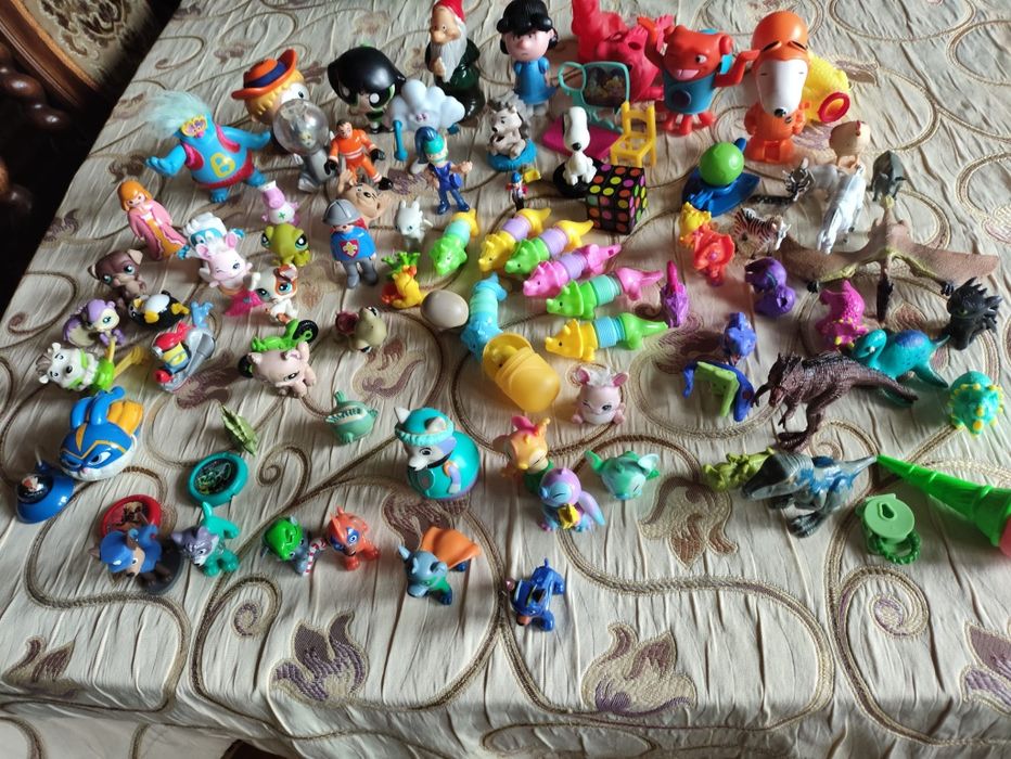 Ludziki, stworki,figurki psi patrol, stich inne