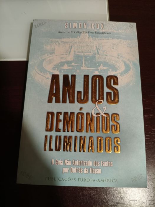 Anjos e demônios iluminados de Simon Cox