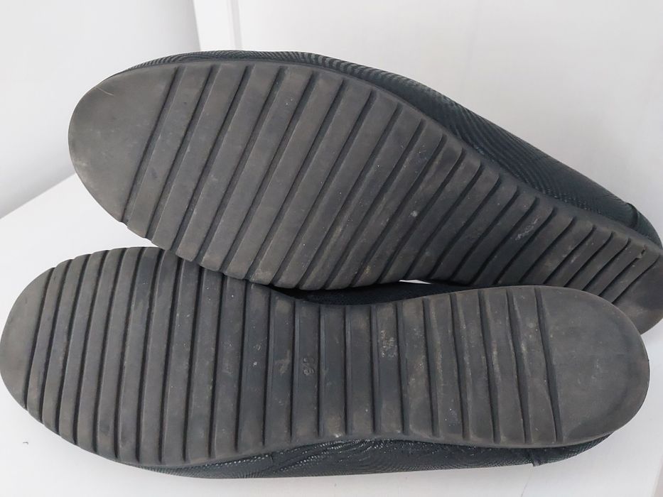 Czarne mokasyny Bayla 38