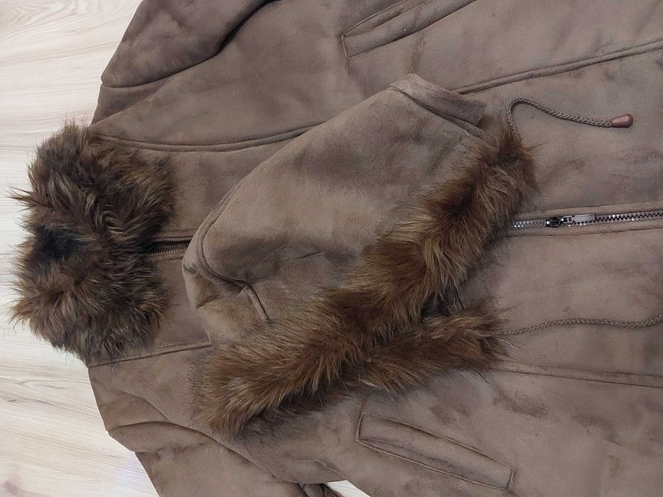 Kożuch damski z kapturem - Jelfs