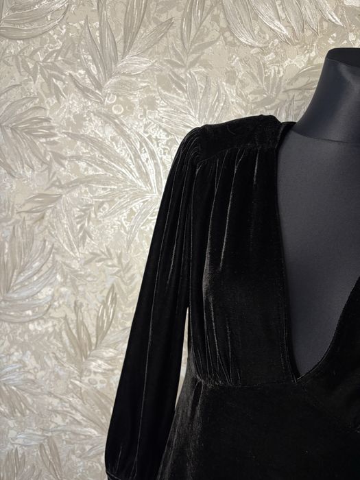 Женское бархатное платье от zara