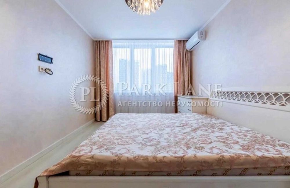 3 кімнатна, вул. Алімпія Галика (Малоземельна) 75 Г  ЖК «Рів’єра»