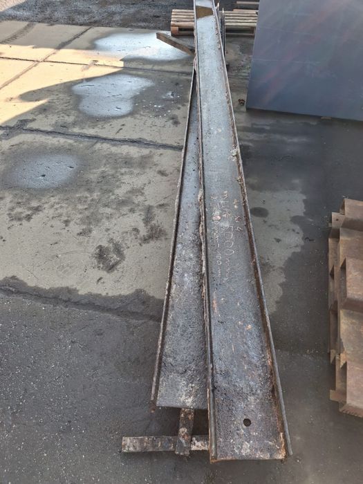 Dwuteownik 220 4 szt 5 m złom użytkowy NADPROŻE  OKAZJA 2mm