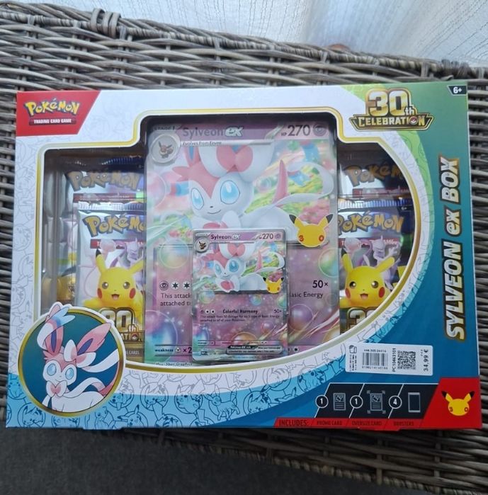 30th celebration Sylveon ex Box