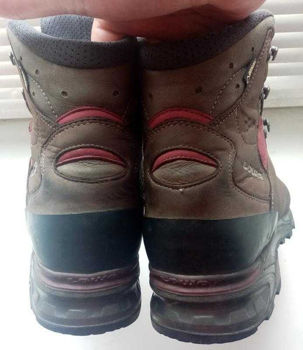 26,5 см. трекинговые кожаные ботинки lowa gore-tex. оригинал.
