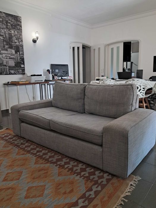 Kivik IKEA dois lugares, usado. Apenas danificado por motivo de máquina de secar em capa numa zona que fica escondida.