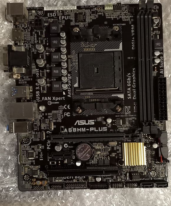 ASUS A68HM PLUS Motherboard64409199322241120