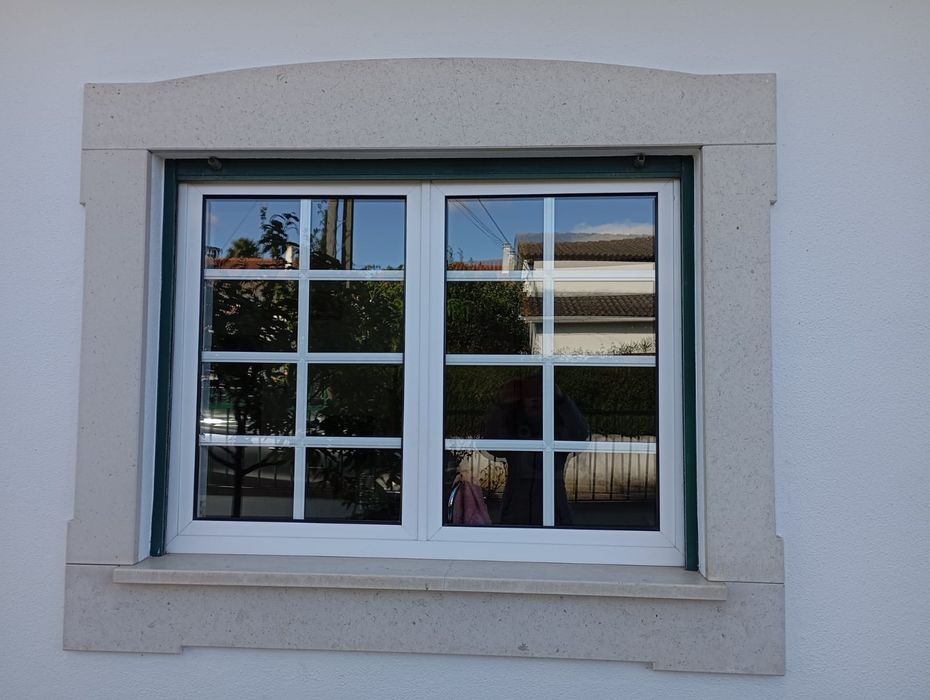 Janelas e sacadas alumínio com vidro duplo