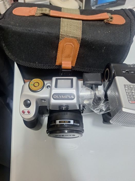 Máquina fotográfica olympia 4040 nova