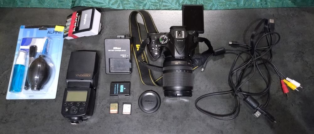 Zestaw Nikon D5200 + Nikkor 18-105mm + Yongnuo YN568EX
