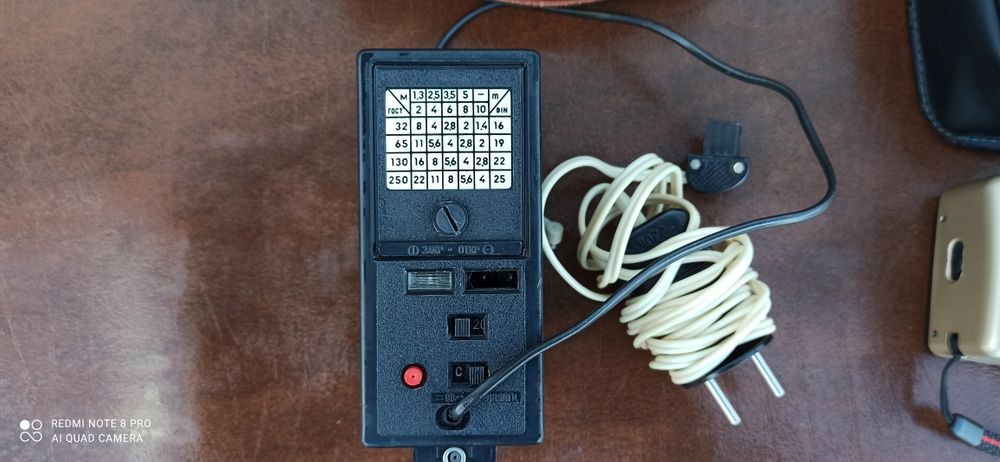 Продам вспишку для фотоапарата часів СРСР.