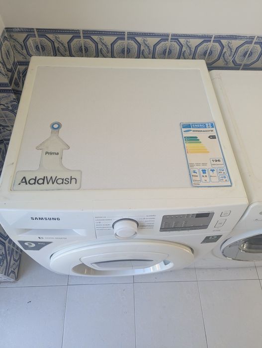 Máquina de lavar roupa 9kg com avaria