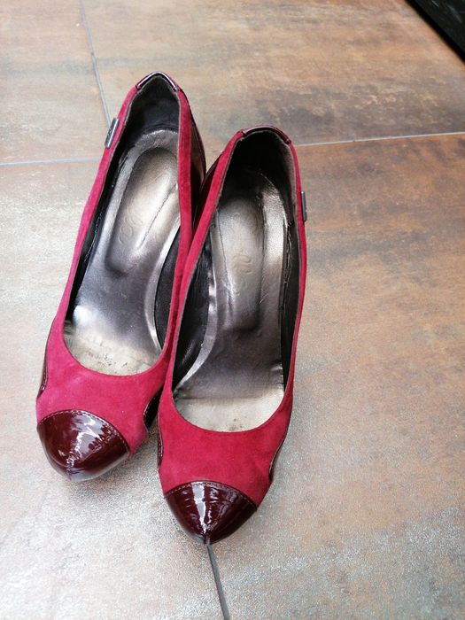 Sapatos tamanho 38, bordeaux