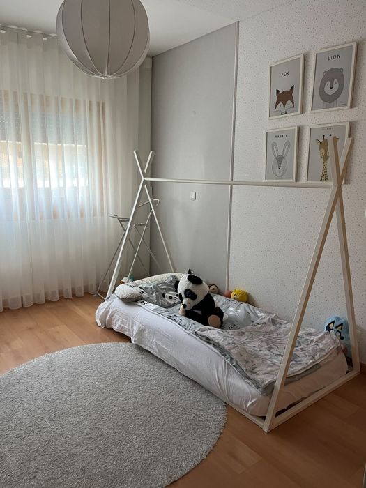 Cama de chão de criança ( sem colchão)