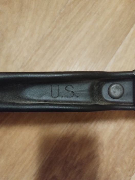 Саперская лопатка, саморезы