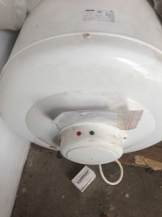 Termo acumlador Novo, em Cobre 150L  230V/3000w . Nunca foi utilizado por se optar por um trifásico