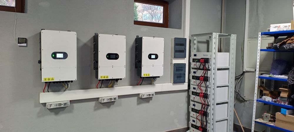 Монтаж та установка инверторов . Монтаж солнечных панелей