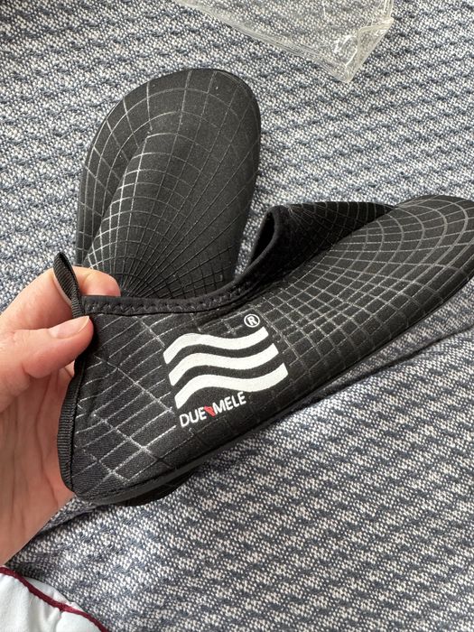 Обувь для пляжа. Тапочки для купания. 37 размер