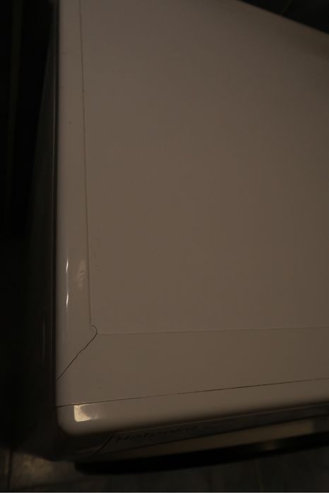 Máquina de lavar e secar roupa