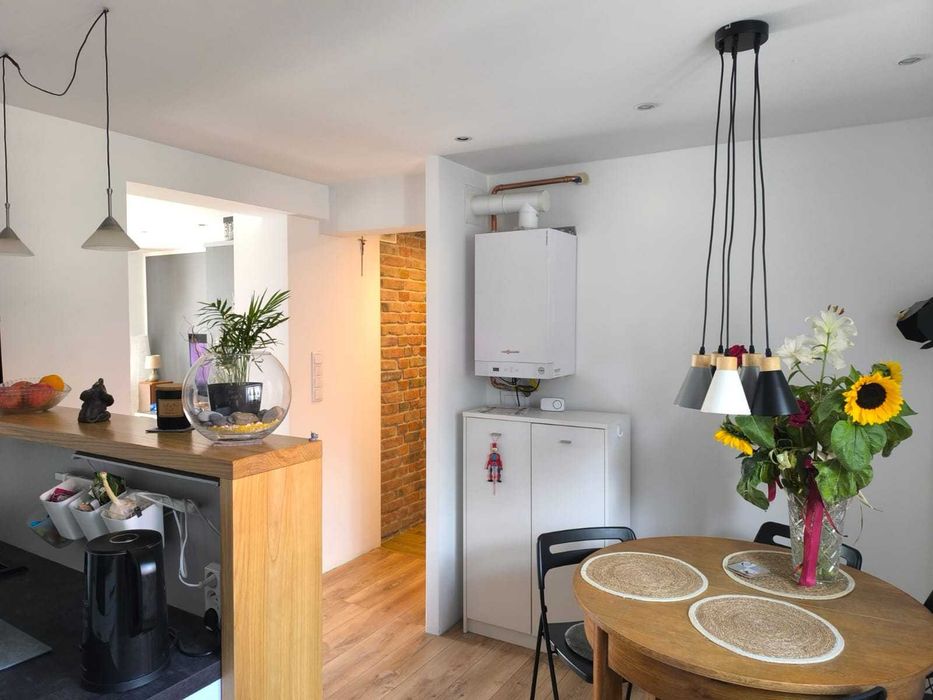 Mieszkanie 44,59 m² – 2 pokoje, garaż, ogródek, piwnica i komórka