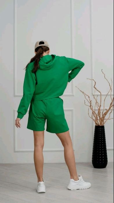 Костюм жіночий новий