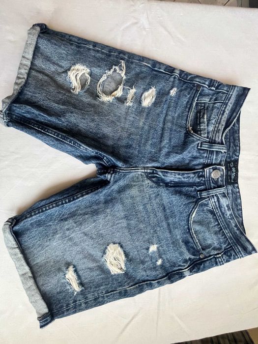 Męskie spodenki jeansowe CROPP krótkie rozmiar W 28