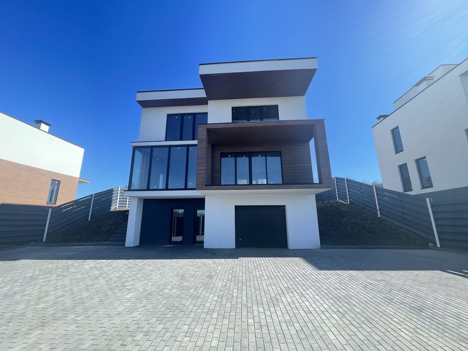 Дом Лесники