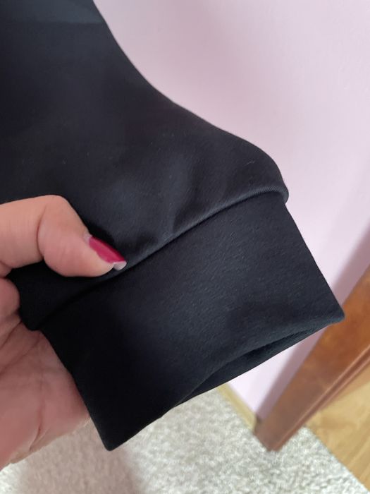Bluza MOJI  czarna haftowany kolorowy napis 42/44/46