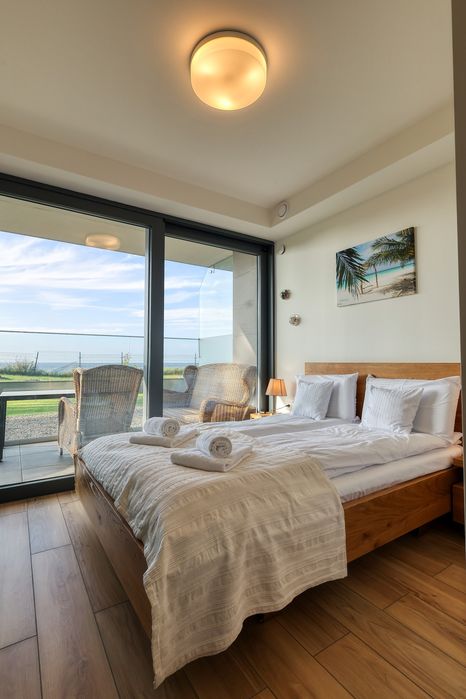 Apartament REWAL, POGORZELICA (GMINA REWAL) STREFA SPA , prywatne zejście do morza, SPA