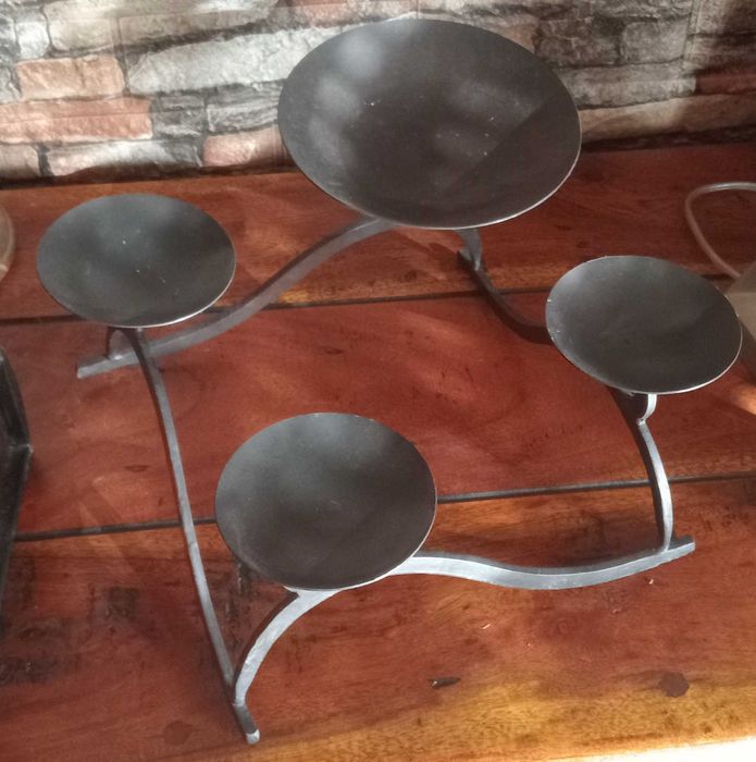 Suporte de velas antigo em ferro