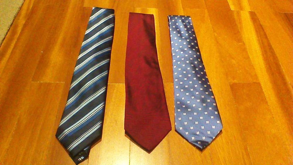 Gravatas - Compre 2, leve 3! - NOVAS!..