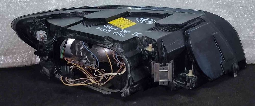 Ótica / Farol Esquerdo 30698873LH - VOLVO S40 II