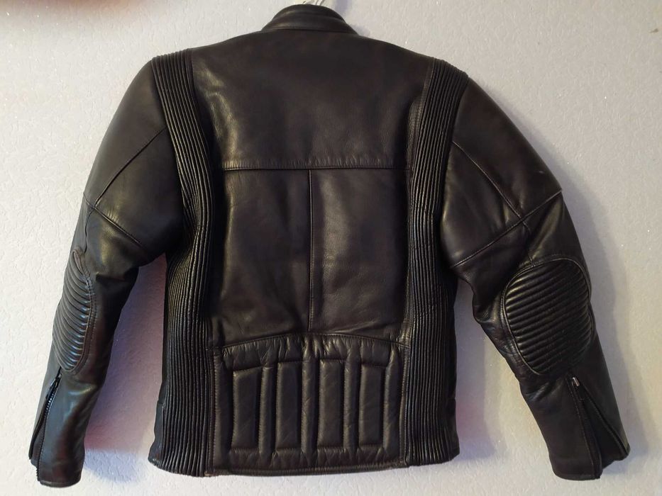Продам мотокуртку BUFFALO, кожаная, мужская, размер М