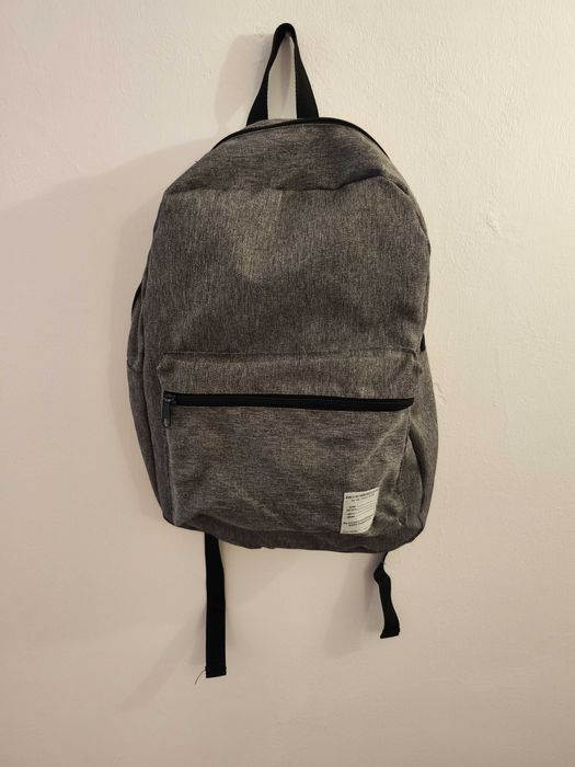 Mochila em bom estado