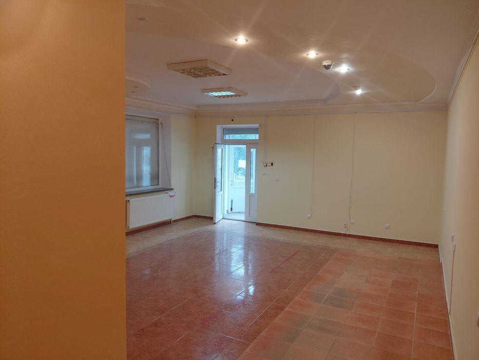 Продаж комерційного приміщення 167кв.м