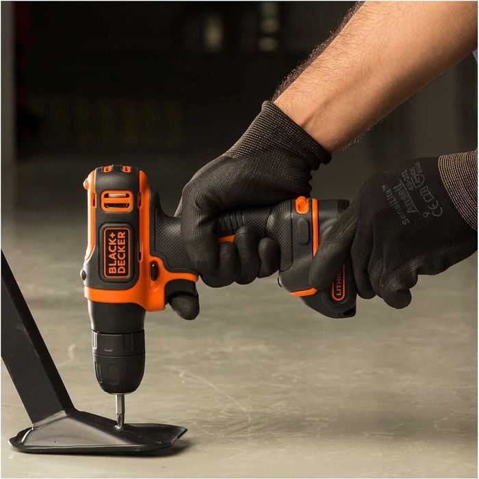 Акумуляторний шуруповерт дриль дрель BLACK+DECKER BDCDD12-QW