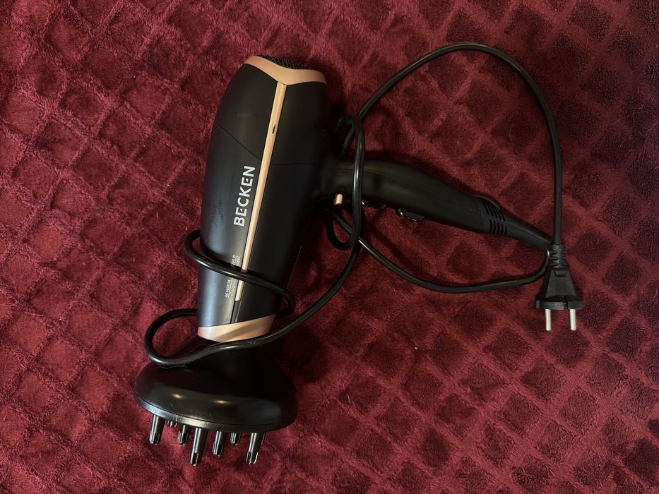 Secador de Cabelo BECKEN com Difusor – Muito Bom Estado
