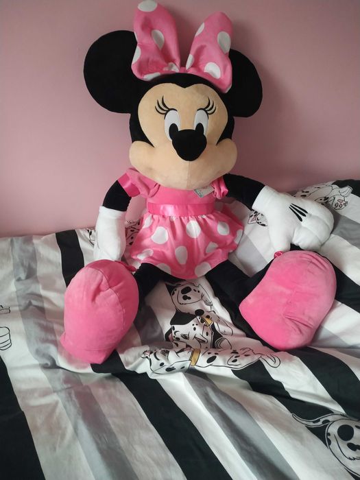 Nowa maskotka z metką.