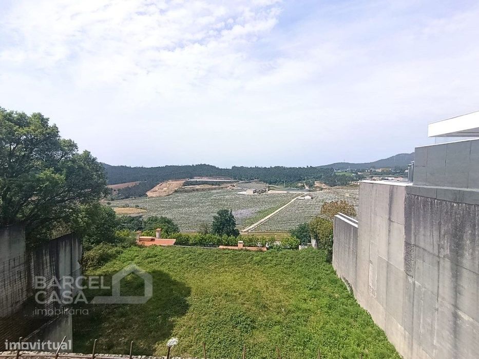 Lote com projeto em Abade Neiva - Barcelos